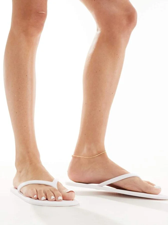 ASOS DESIGN Filo jelly flip-flops in white - Image 4