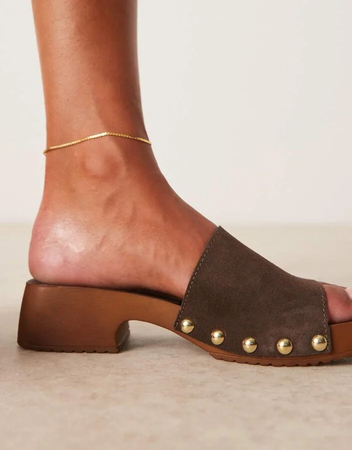 ASOS DESIGN Flare premium suede mule sandal clogs in chocolate - Image 3