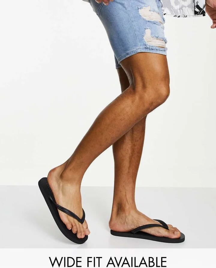 ASOS DESIGN flip flops in black