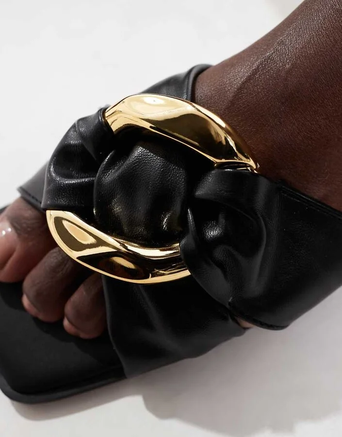 ASOS DESIGN Foxy hardware slider in black - Image 2