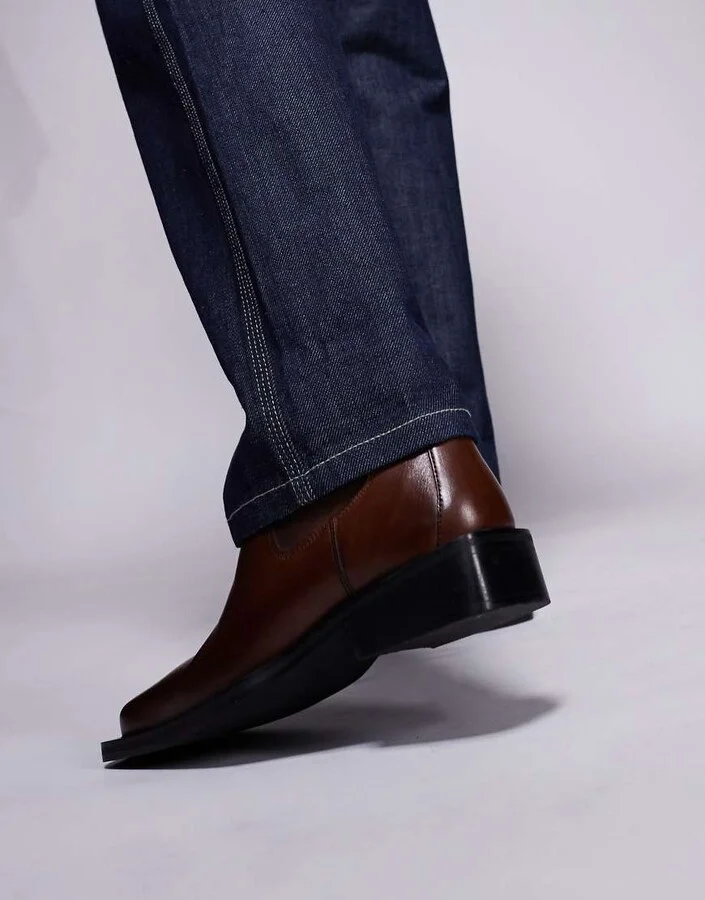 ASOS DESIGN heeled chelsea boots in brown leather with square toe - Image 4