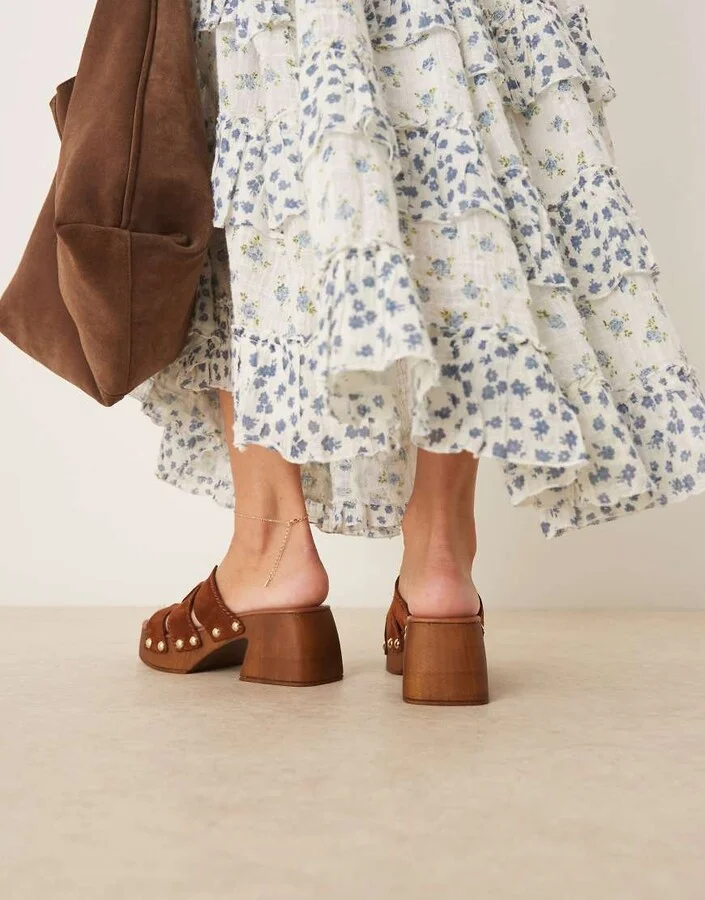 ASOS DESIGN Hudson premium suede mid heeled clog mules in camel - Image 3