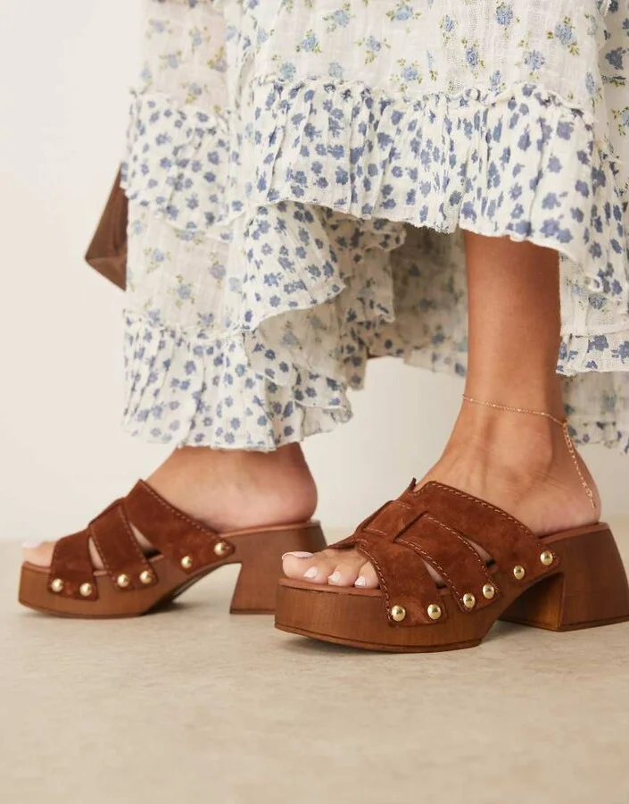 ASOS DESIGN Hudson premium suede mid heeled clog mules in camel - Image 4