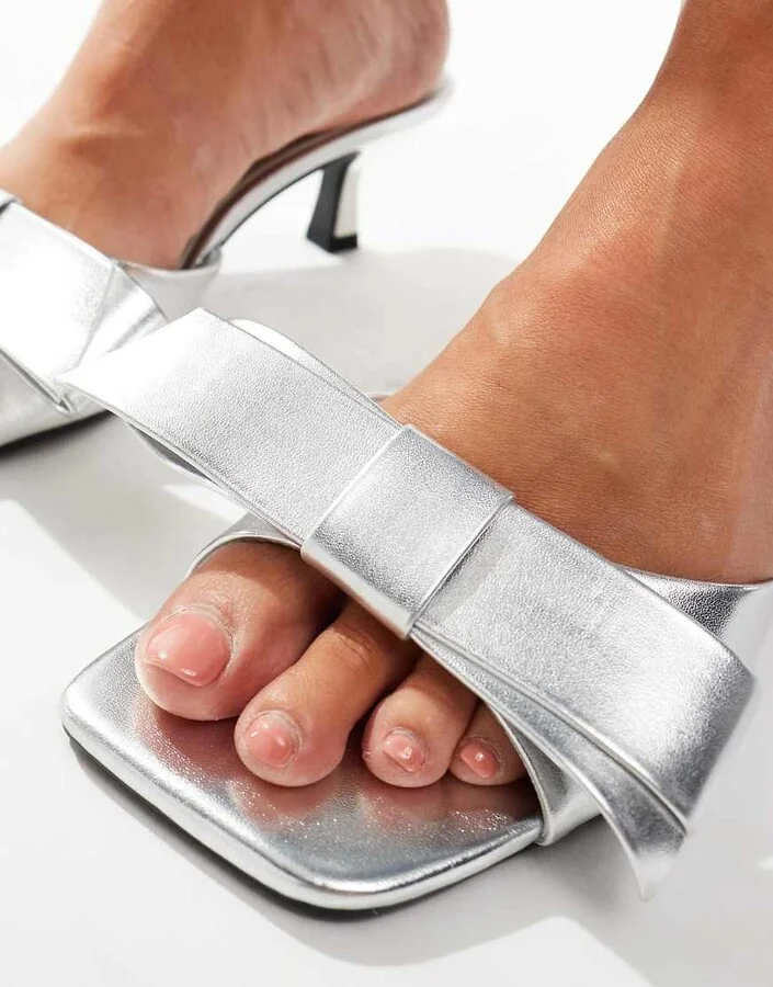 ASOS DESIGN Hyphen bow detail mid heeled mules in silver - Image 3