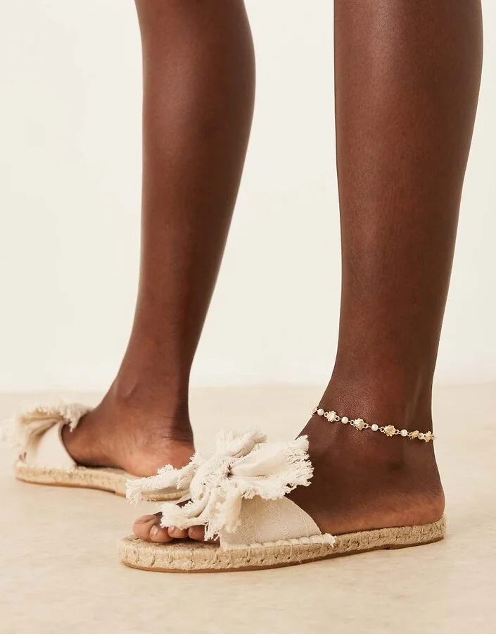 ASOS DESIGN Jem bow espadrille mule sandals in natural - Image 4