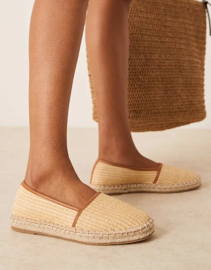 ASOS DESIGN Joey closed toe espadrilles in natural raffia - Image 4