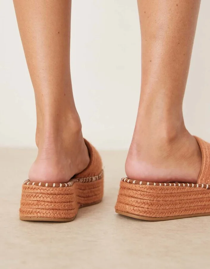 ASOS DESIGN Jordyn flatform espadrille mule sandals in apricot - Image 3