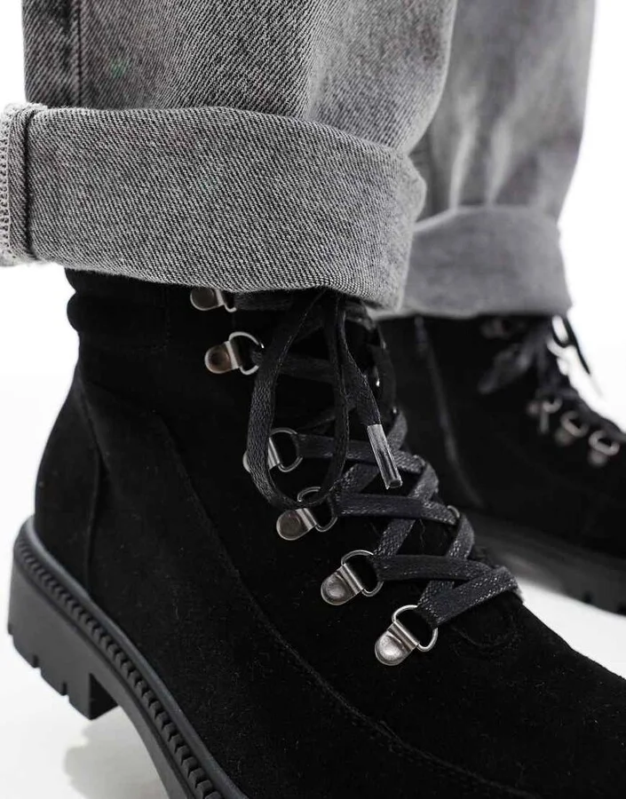 ASOS DESIGN lace up hiker boots in black - Image 3