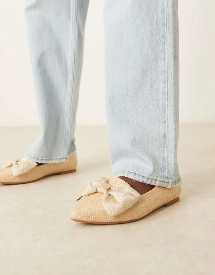 ASOS DESIGN Lake bow pointed ballet flats in natural raffia - Image 4