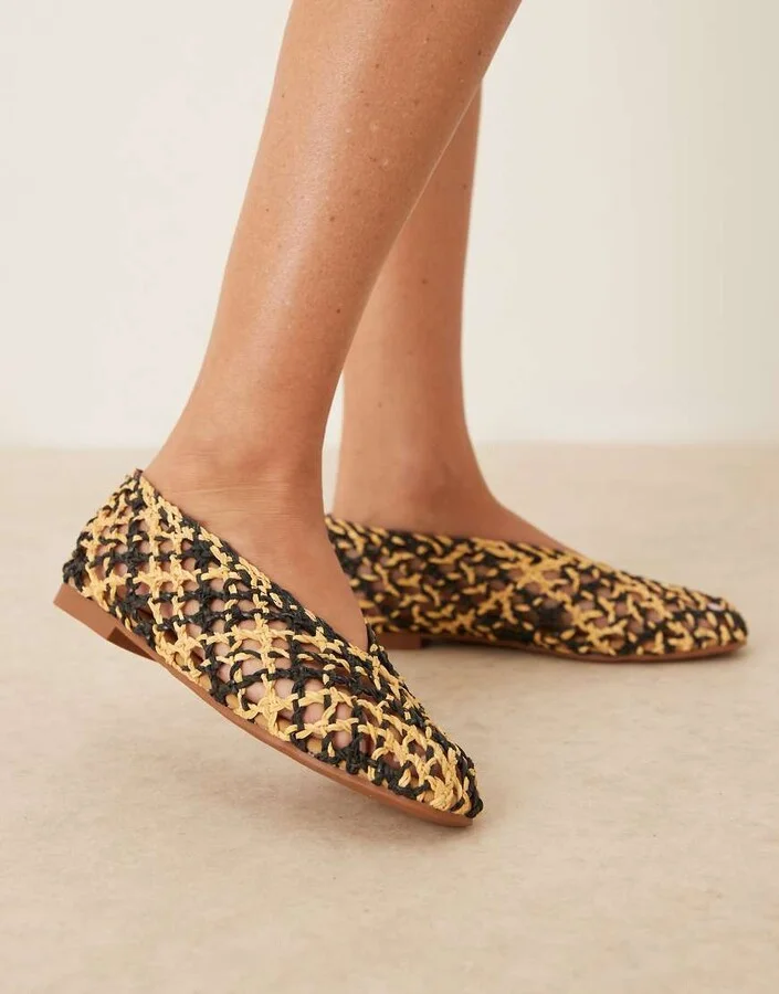 ASOS DESIGN Linus clean ballet flats in natural and black mix - Image 4