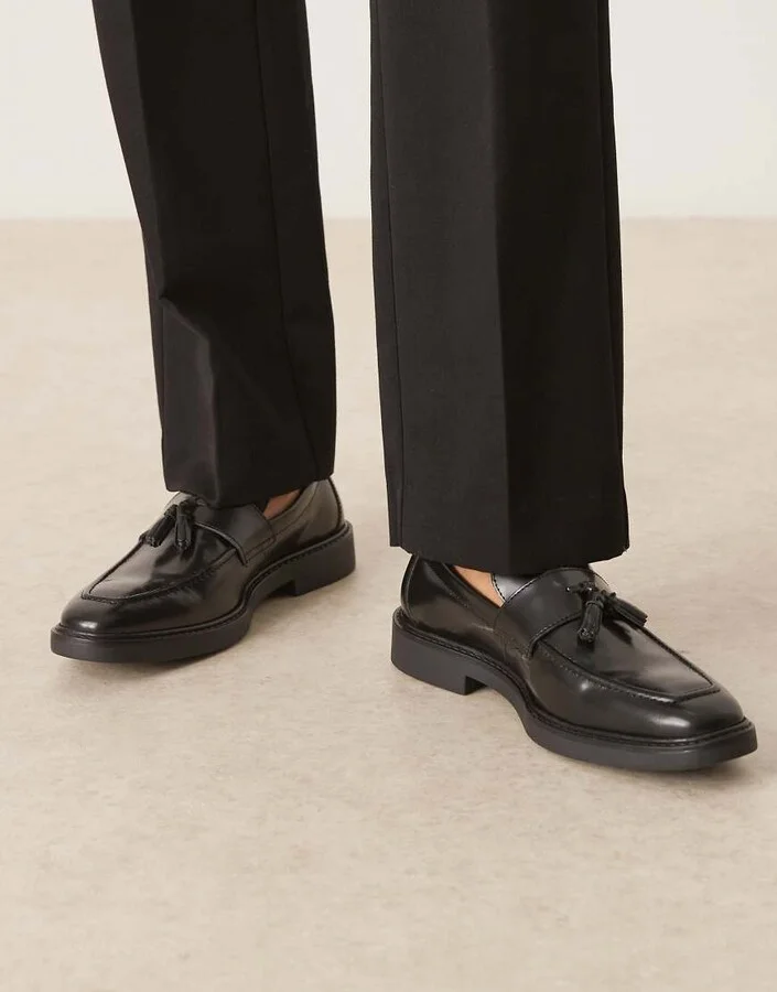 ASOS DESIGN loafers in black leather with angled sole - Image 2