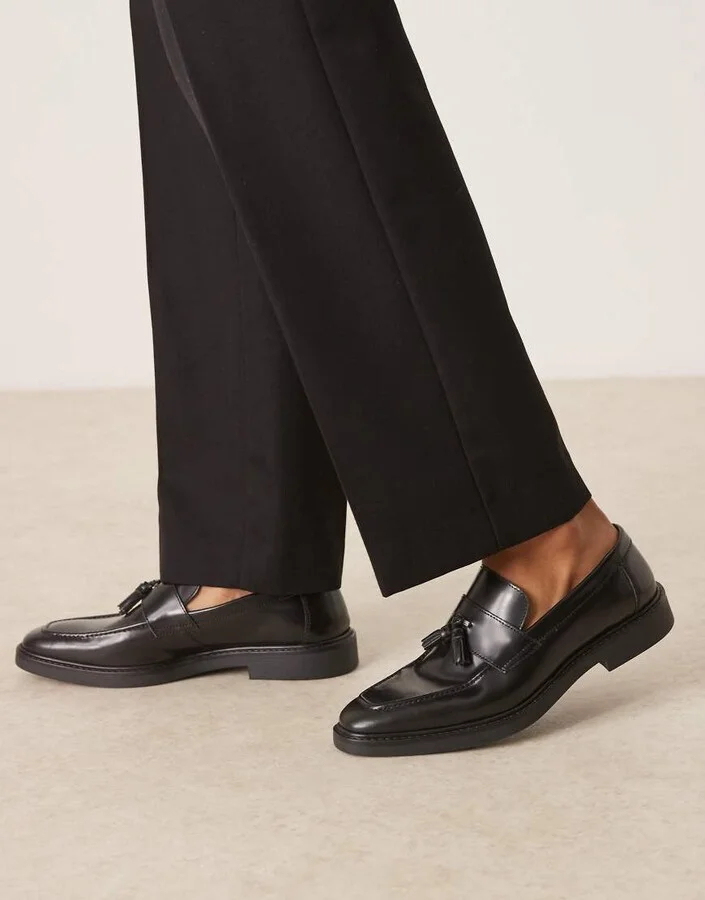 ASOS DESIGN loafers in black leather with angled sole