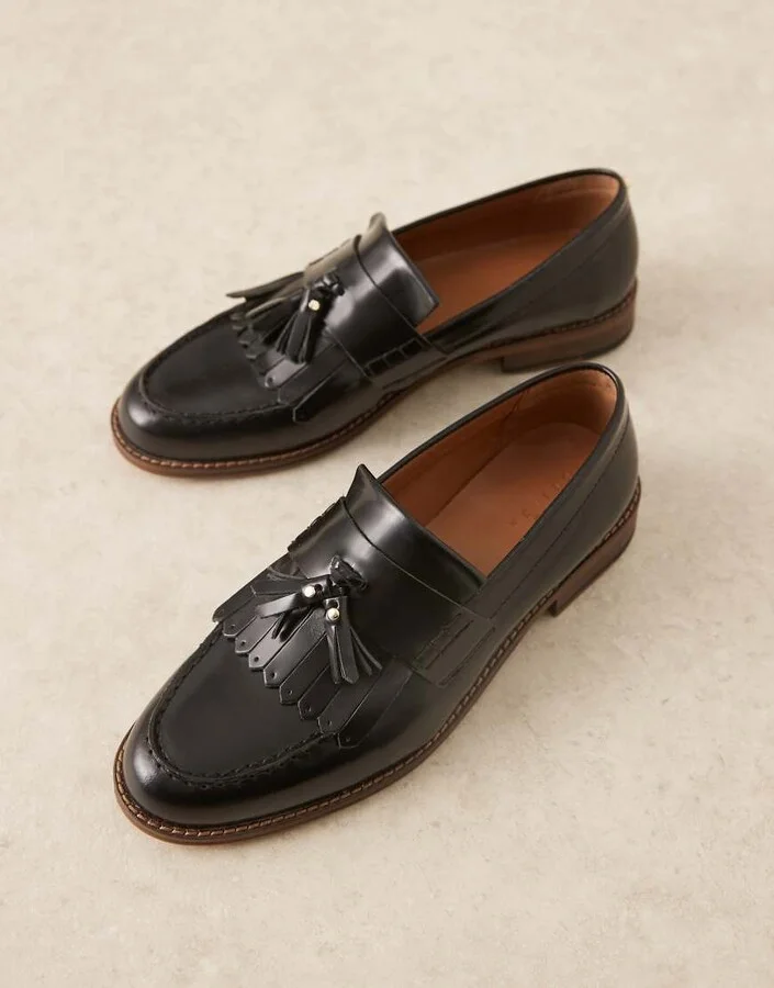 ASOS DESIGN loafers in black leather with fringe and tassel detail