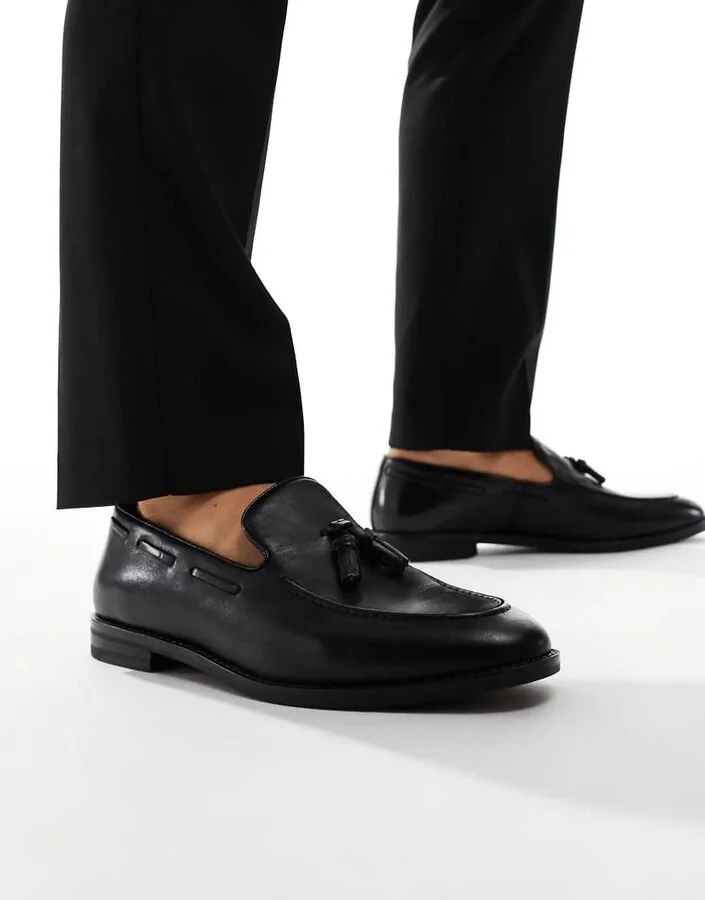 ASOS DESIGN loafers in black leather with tassel