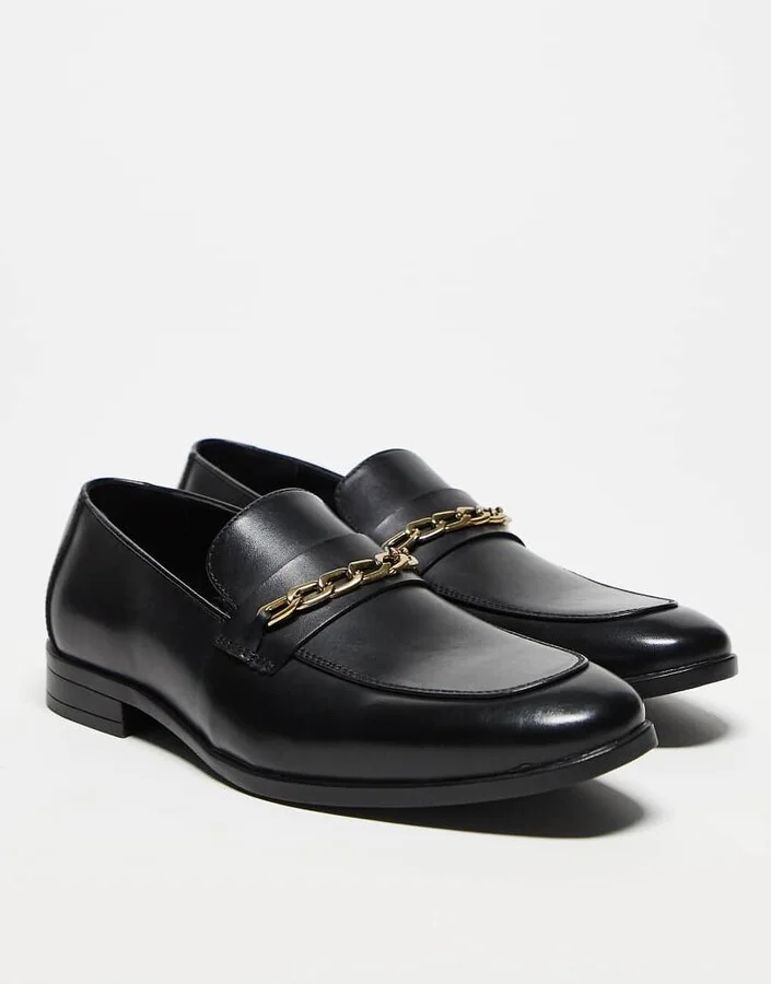 ASOS DESIGN loafers in black with gold chain - Image 2