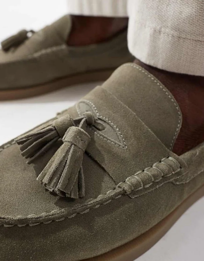 ASOS DESIGN loafers in khaki suede with tassels - Image 2