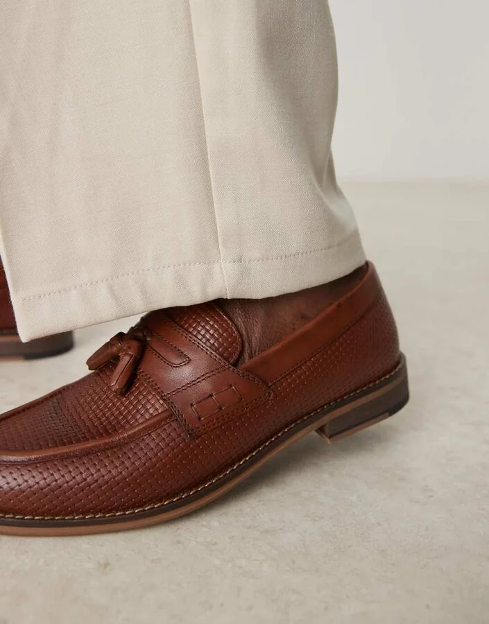 ASOS DESIGN loafers in tan leather with tassel - Image 4