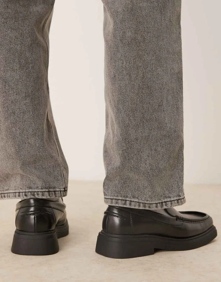 ASOS DESIGN loafers with square toe in black - Image 2