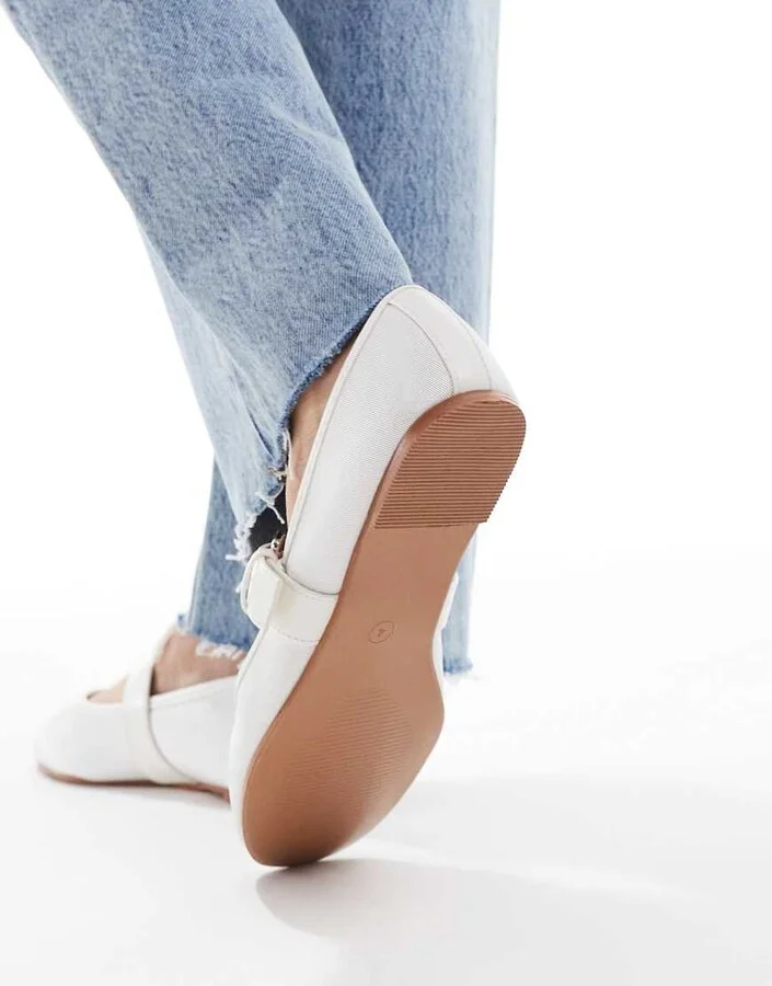 ASOS DESIGN Lou mary jane ballet flats in white - Image 3
