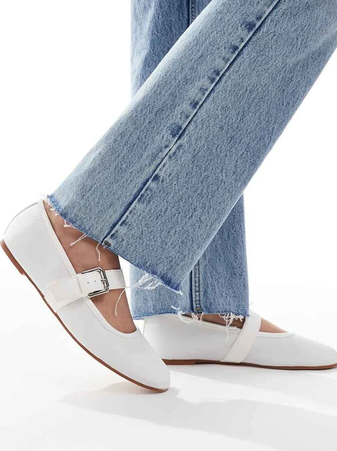 ASOS DESIGN Lou mary jane ballet flats in white - Image 4