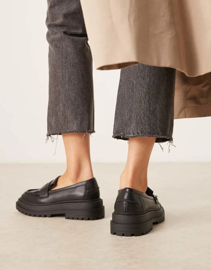 ASOS DESIGN Majesty chunky fringe loafers in black - Image 2