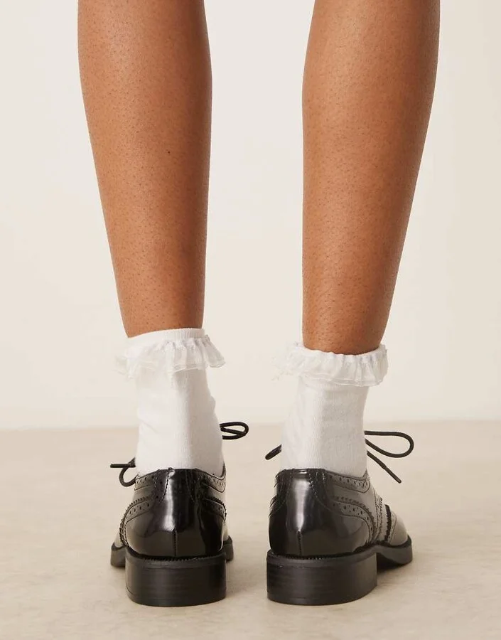 ASOS DESIGN Manny lace up flat shoes in black - Image 3