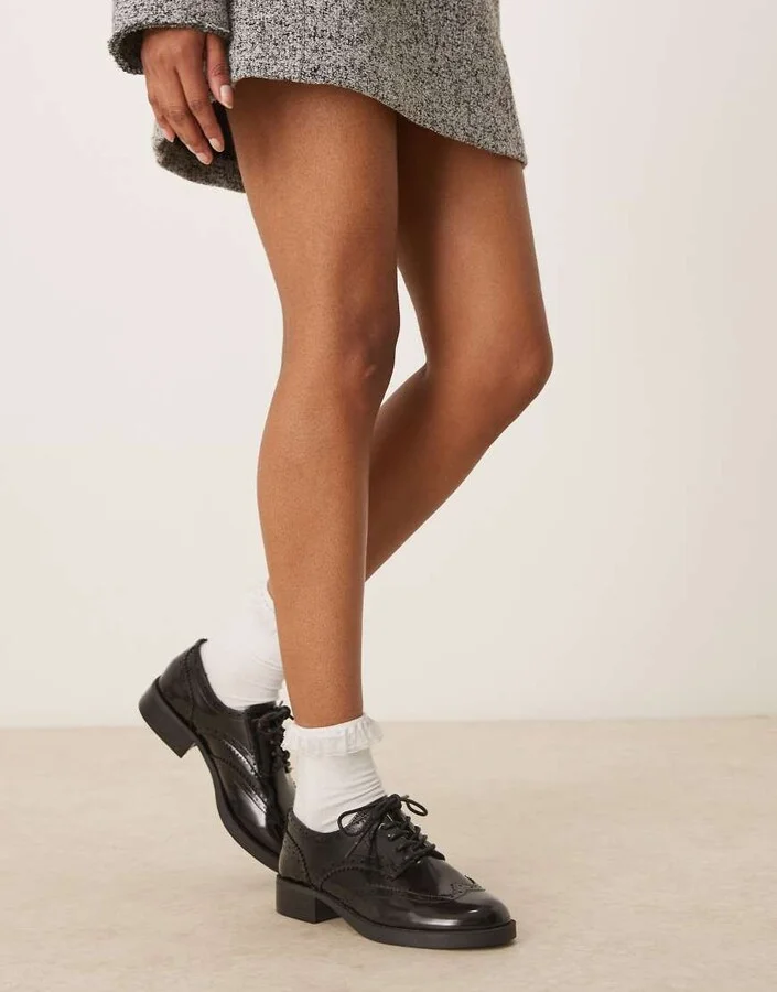 ASOS DESIGN Manny lace up flat shoes in black - Image 4