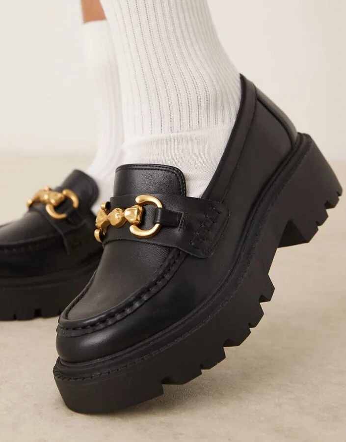 ASOS DESIGN Milan chunky chain detail loafers in black - Image 2
