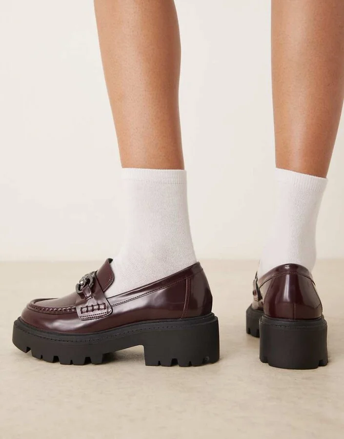 ASOS DESIGN Milan chunky chain detail loafers in burgundy - Image 3