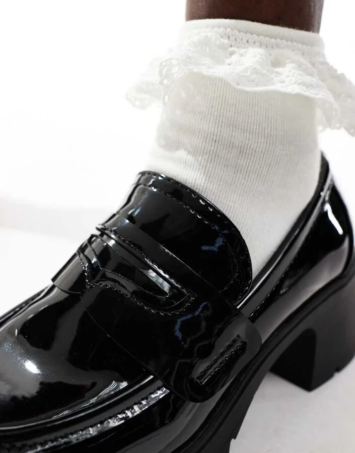 ASOS DESIGN Scribble chunky mid heeled loafers in black patent - Image 3