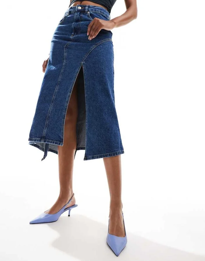 ASOS DESIGN Sharp slingback chain detail mid shoes in blue - Image 3