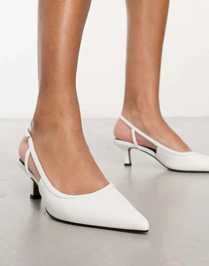 ASOS DESIGN Strut slingback kitten heeled shoes in white - Image 4