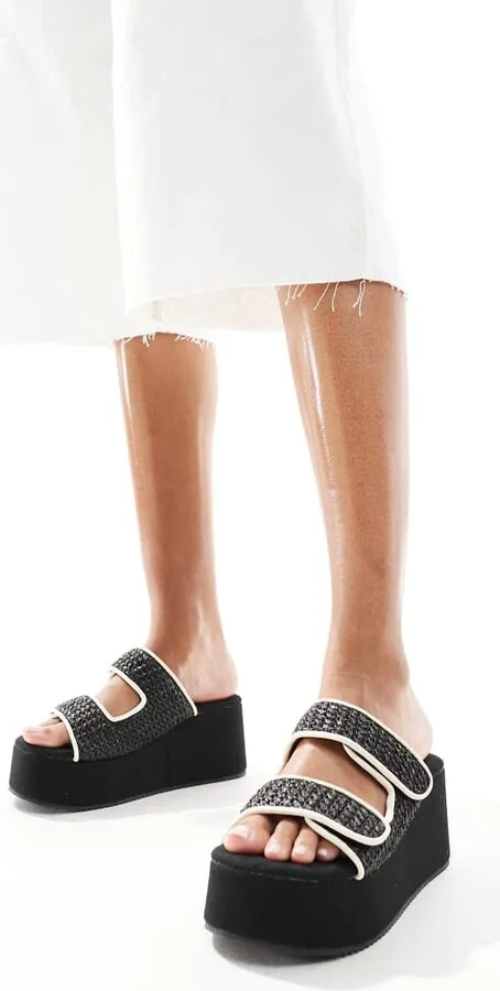 ASOS DESIGN Teenager weave detail flatform mules in black - Image 2