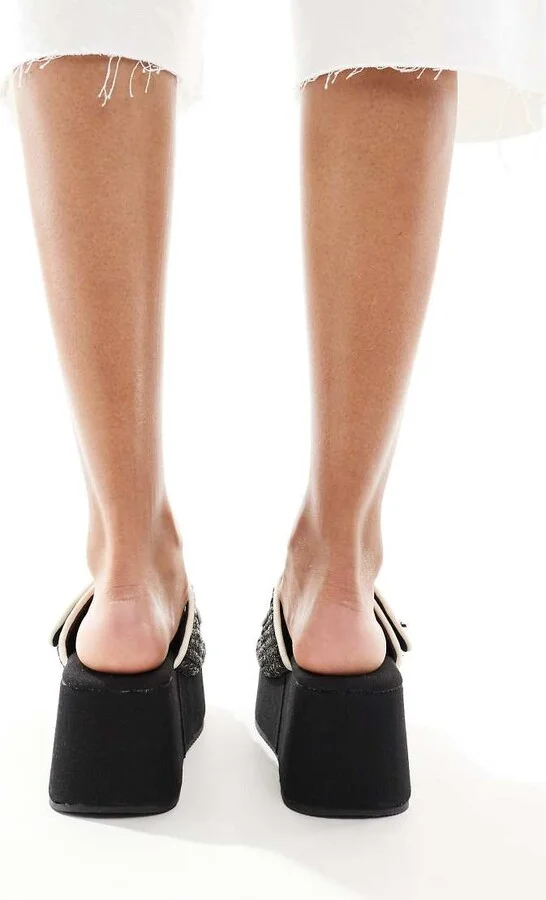 ASOS DESIGN Teenager weave detail flatform mules in black - Image 3