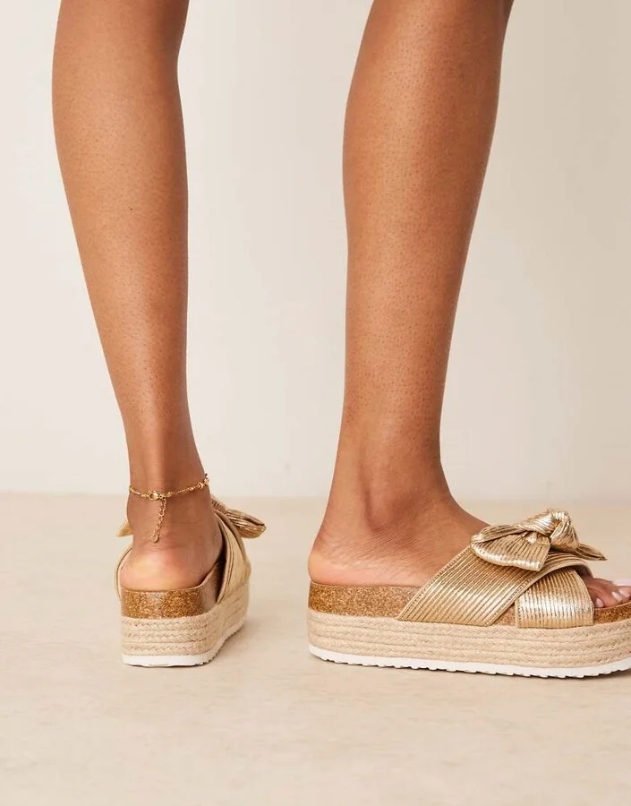 ASOS DESIGN Thankful bow detail flatform sandals in gold - Image 2
