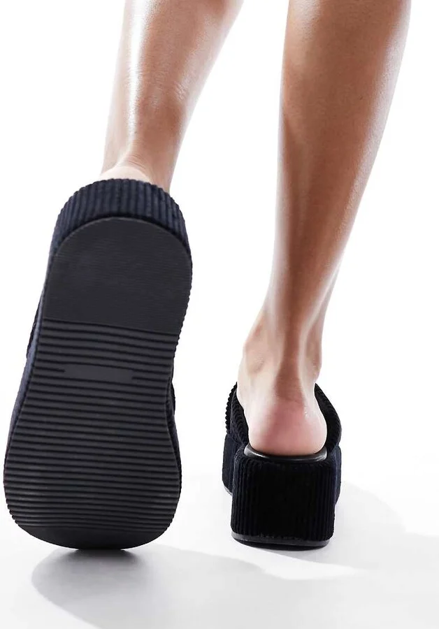 ASOS DESIGN Thunder padded cross strap flatform sandals in black - Image 3