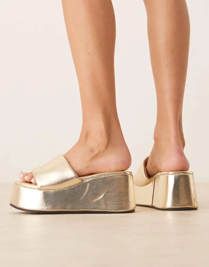 ASOS DESIGN Tornado mule flatform sandals in gold - Image 3