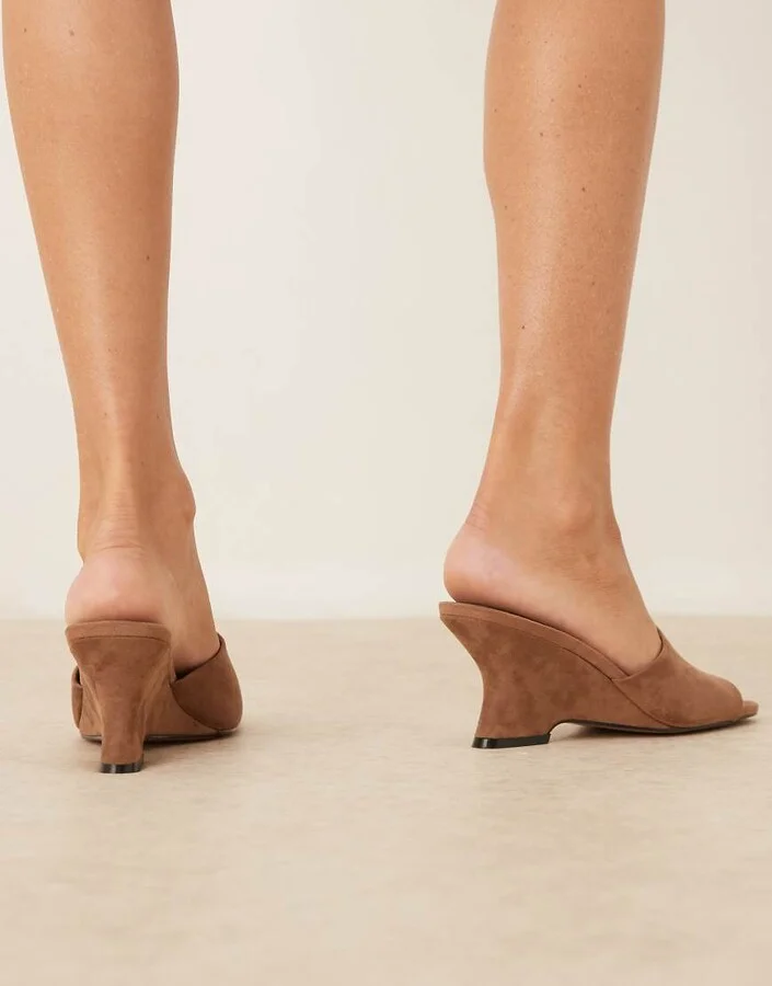 ASOS DESIGN Trifle suedette mule wedges in camel - Image 3