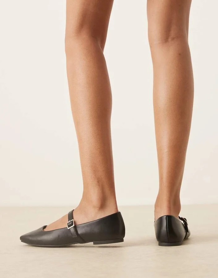 ASOS DESIGN Wide Fit Lottie Mary Jane Ballet flats in black - Image 4