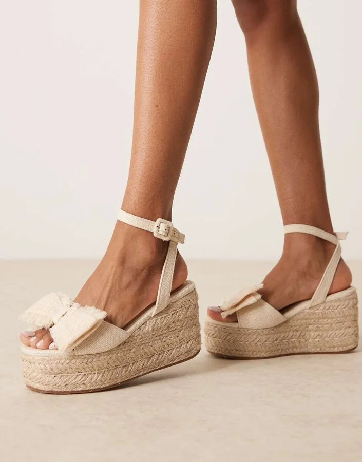 ASOS DESIGN Wide Fit Thoughtful knot detail flatform mules in natural - Image 3