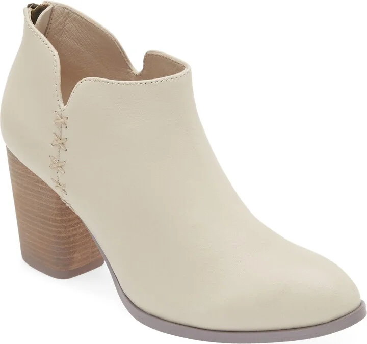 Astrid Bootie