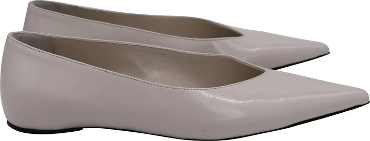 Asymmetric Ballet Flats in Cream Calfskin Leather