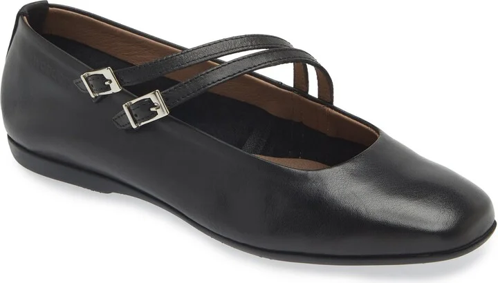 Asymmetric Double Strap Flat