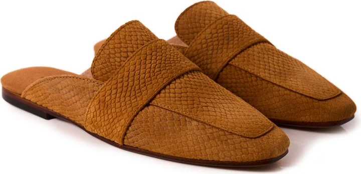 At Ease Loafer - Image 11