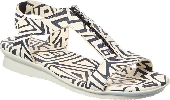 Aurnaa Leather Sandal