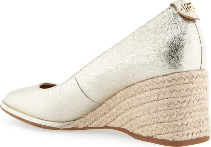 Aurora Wedge Pump - Image 2