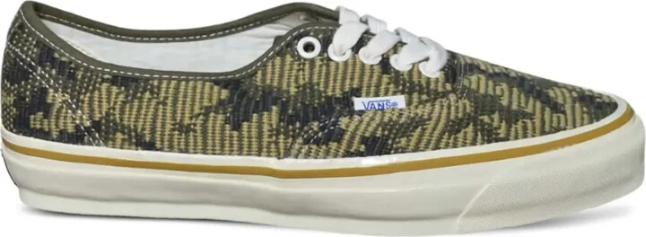 Authentic 44 LX sneakers