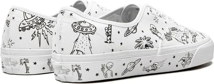 Authentic "Unidentified U-Paint" sneakers - Image 3