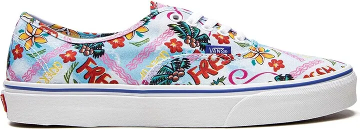 Authentic "Vans Market" sneakers