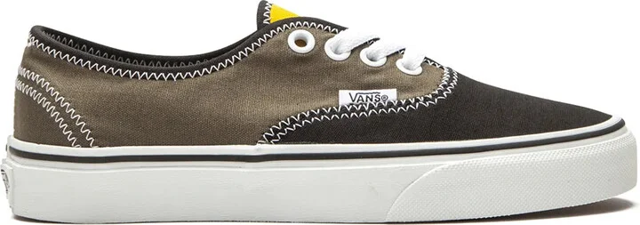 Authentic "Zig Zag" sneakers